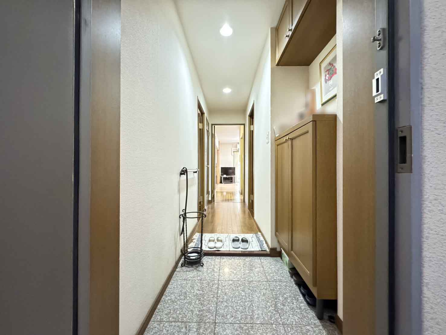 アムール六甲の玄関