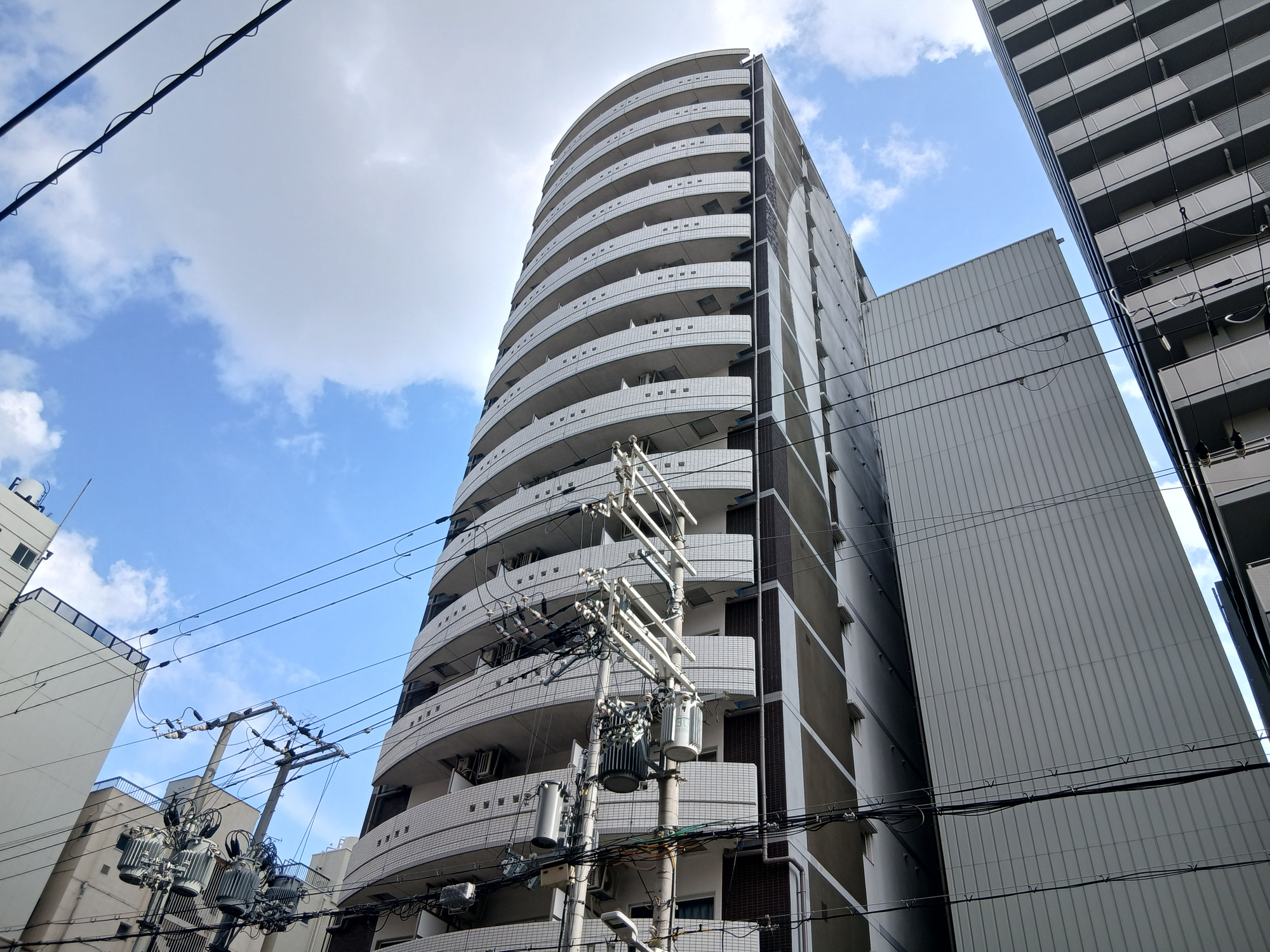 エステムコート難波ＥＡＳＴレオルガの外観
