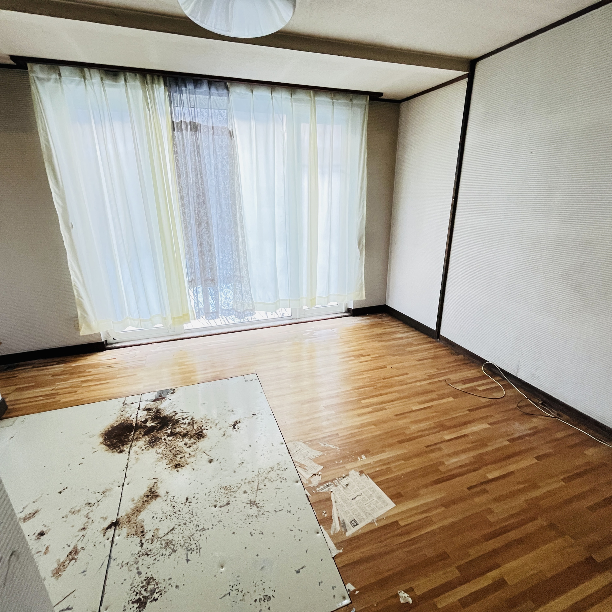 登別市若草町3丁目6-3　中古住宅の居間・リビング
