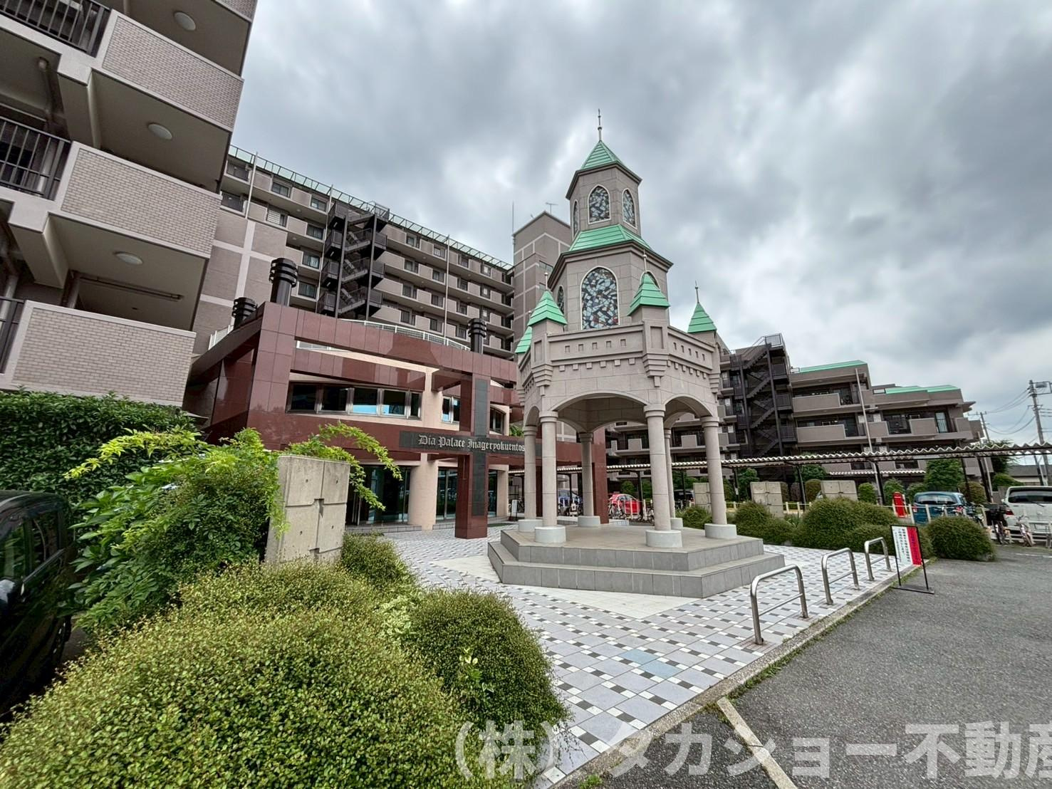 ダイアパレス稲毛緑園都市A工区のエントランス|建物の内部です