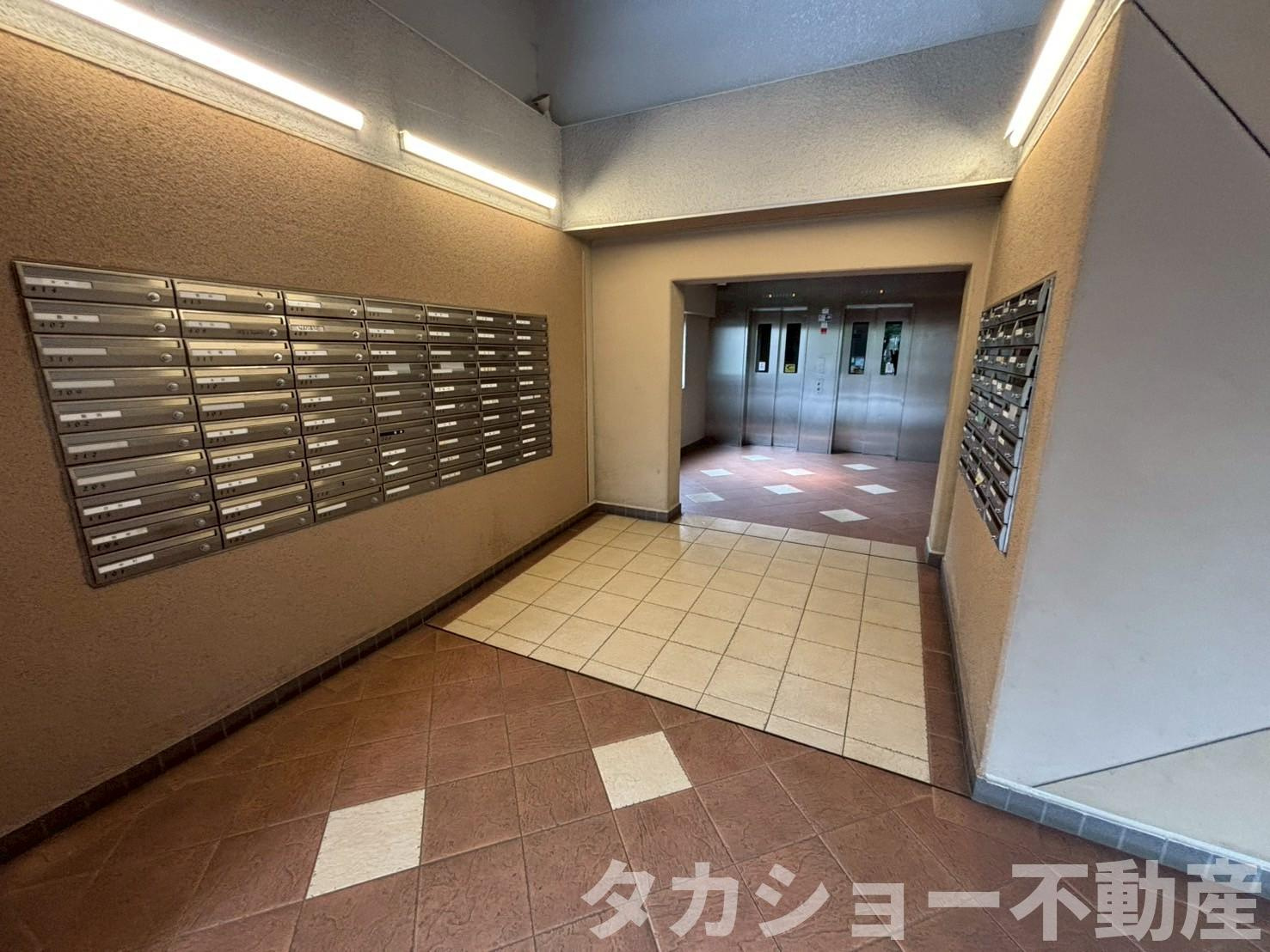 ハイマート千葉のエントランス
