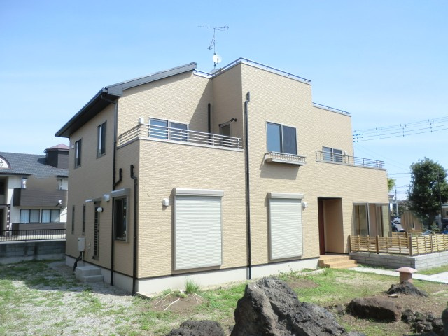 【外観】伊勢崎市連取本町大型中古住宅