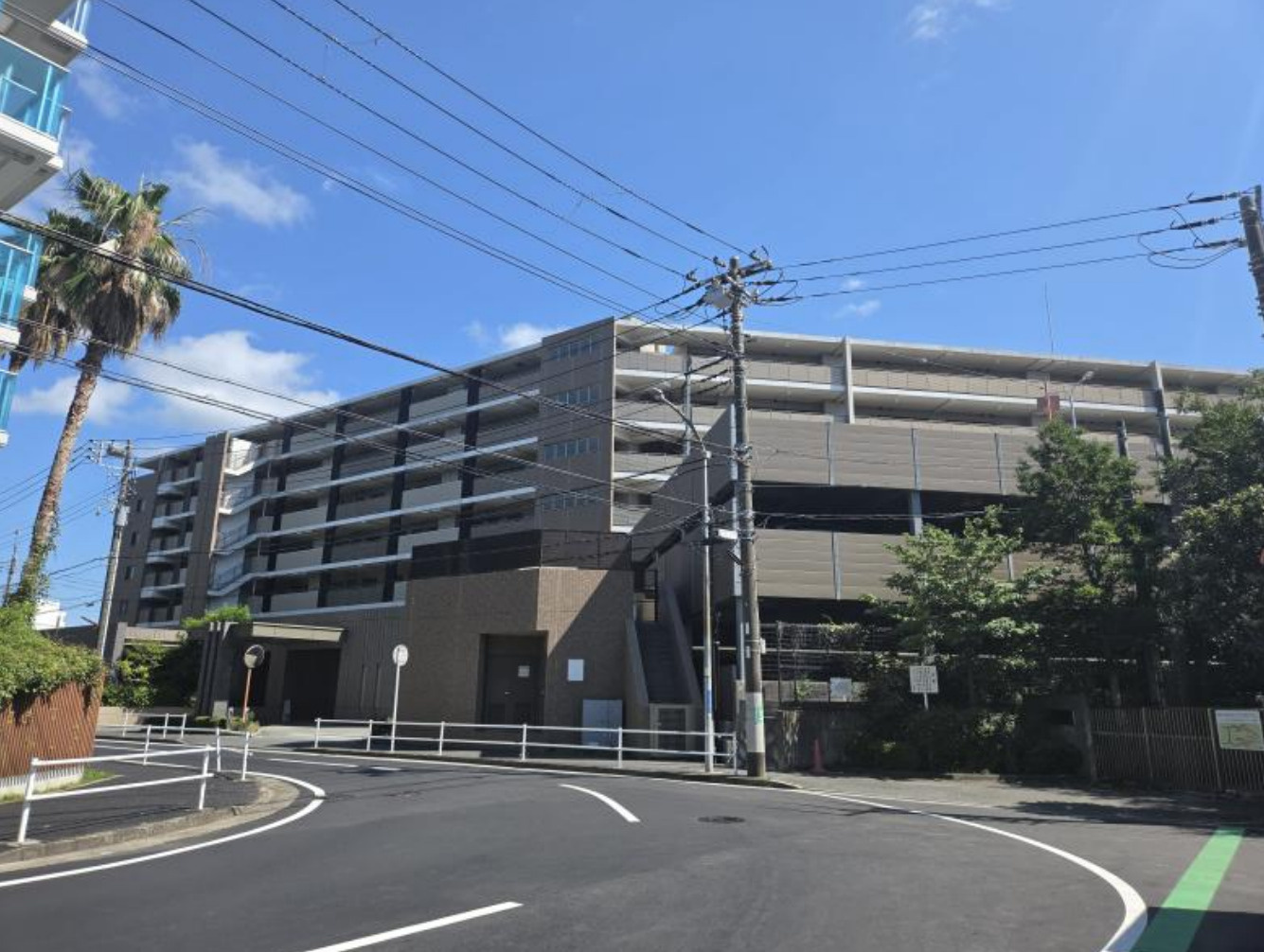 テラス横浜富岡【仲介手数料無料】ペット可♪の外観