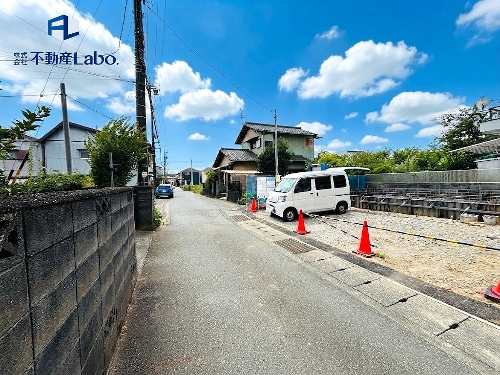 リーブルガーデン　清水区下野緑町　全1棟の前面道路含む現地写真|～本日ご見学が可能です～ 土日祝日はもちろん、平日のお仕事終わりのお時間でもご内覧可能です♪ ご見学ご希望がございましたらお気軽にご相談ください！ お問い合わせは、090-6400-6118まで♪