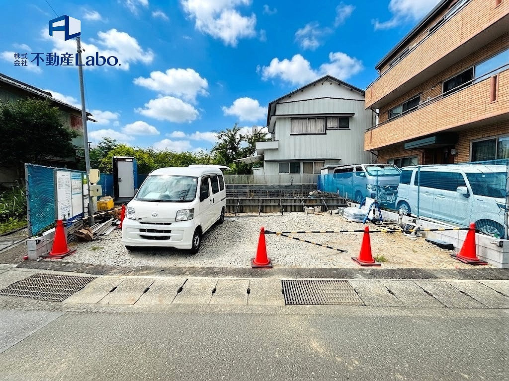 リーブルガーデン　清水区下野緑町　全1棟の前面道路含む現地写真|完成が待ち遠しい新築住宅♪
現地見学で周辺環境もあわせてご確認いただけます♪