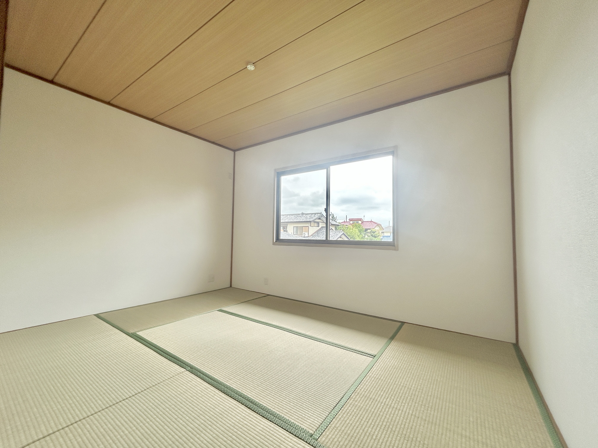 伊勢崎市今泉町1期　中古住宅の和室|い草の良い香りがする畳のお部屋♪
