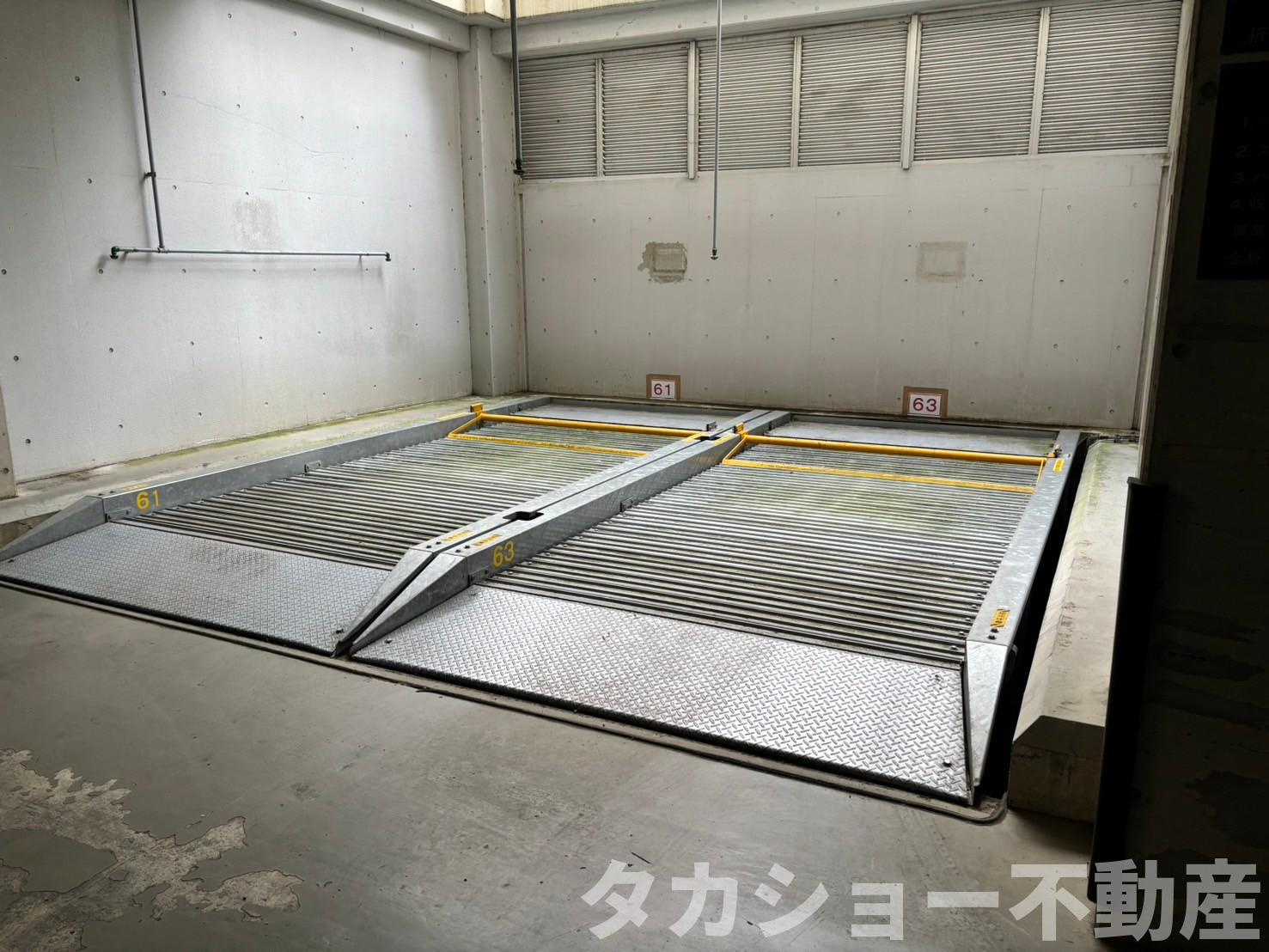 ライブフロント市原たつみ台　A棟の駐車場