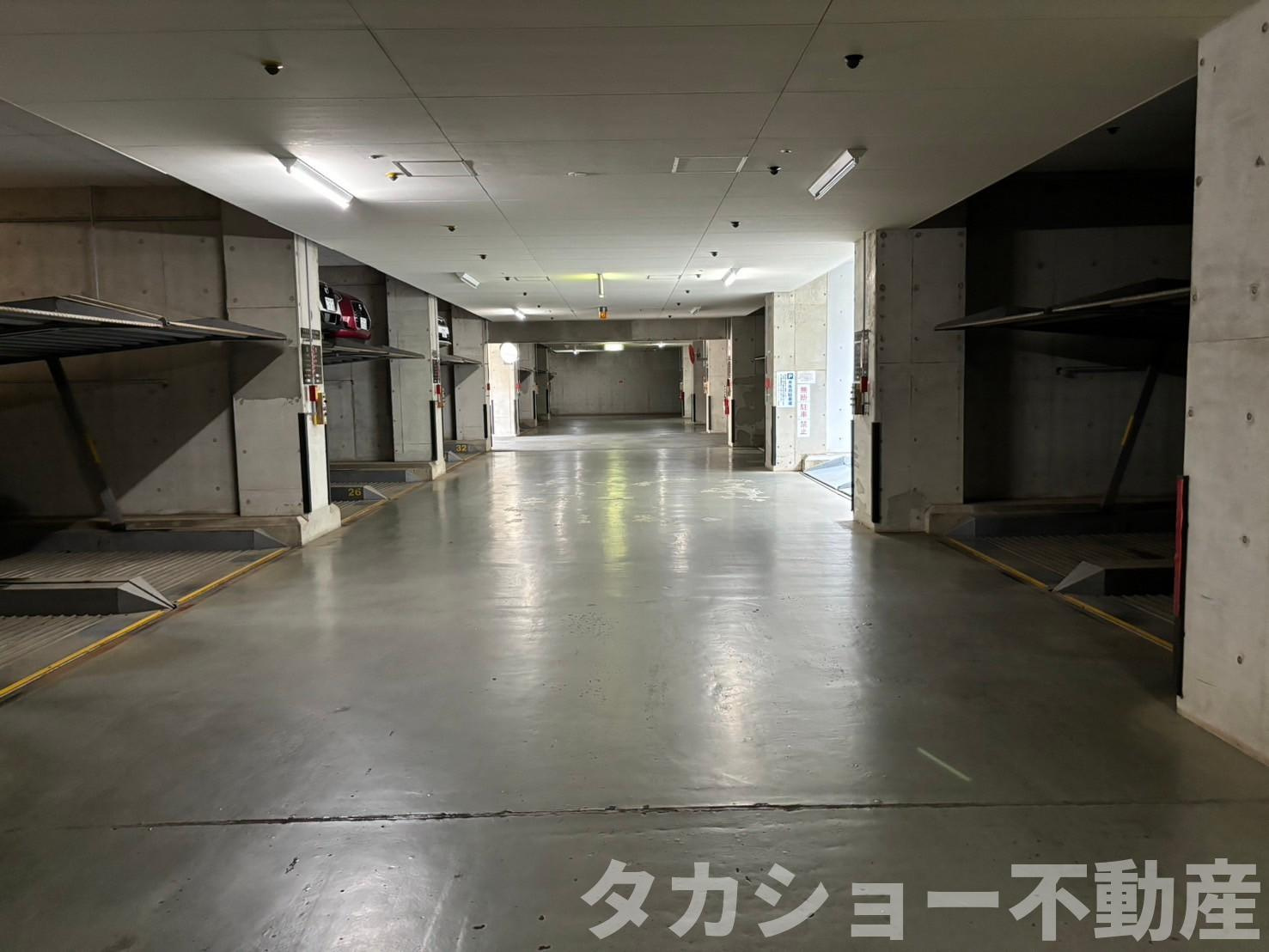 ライブフロント市原たつみ台　A棟の駐車場
