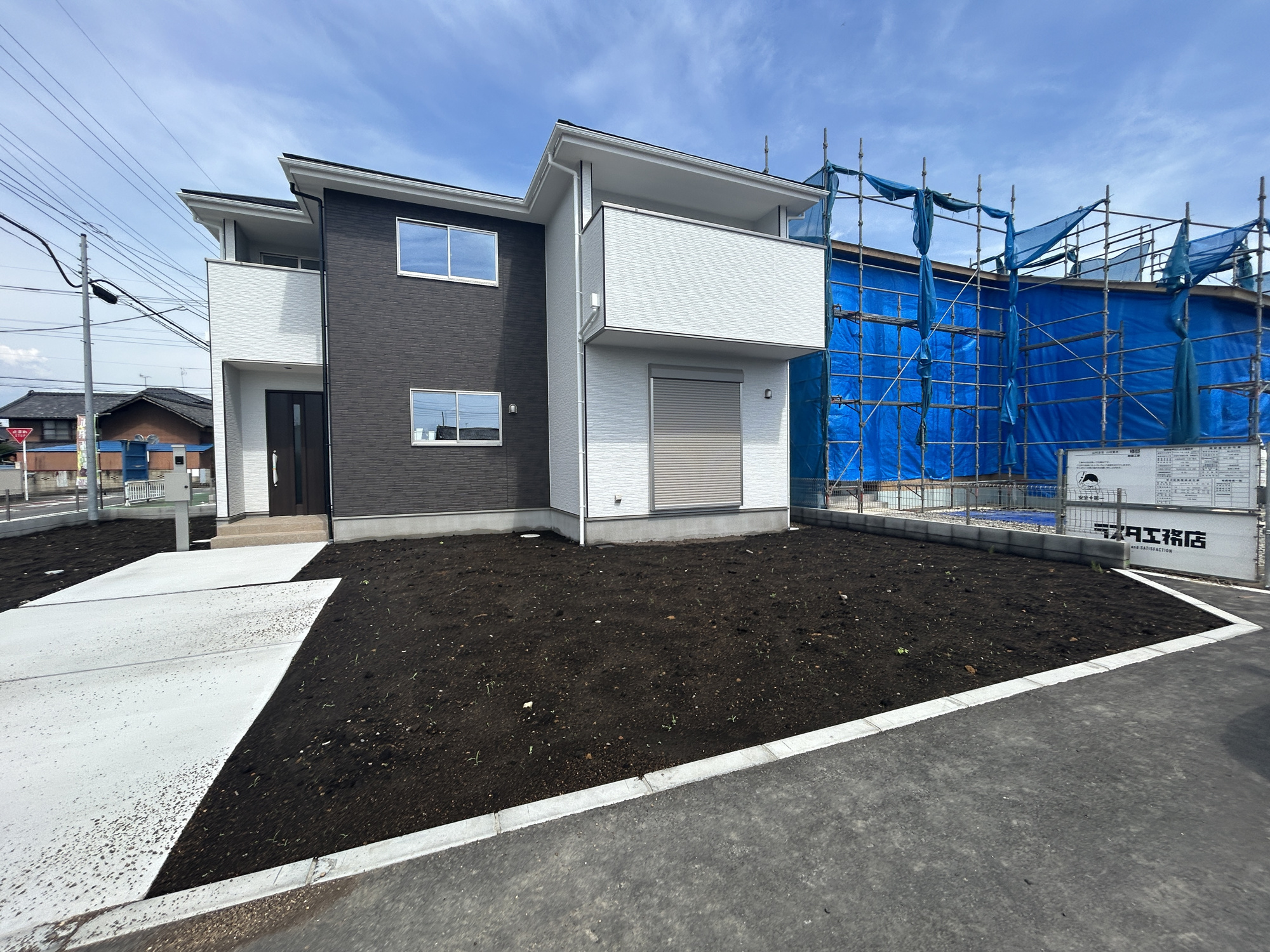 高崎市乗附町1期　新築住宅全3棟の庭|お庭での家庭菜園・ガーデニングを通じて、お子様と一緒に育てていくと、思い出も増えていきそうですね♪