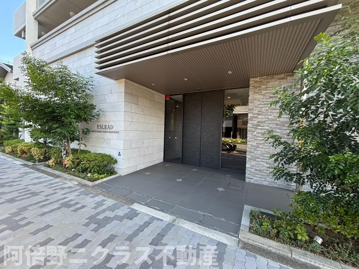 エスリード北田辺アーバンレジデンスのエントランス