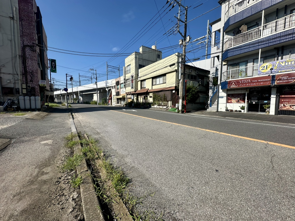 野田市　一棟ビルのその他|前面道路南西側公道１３．６m