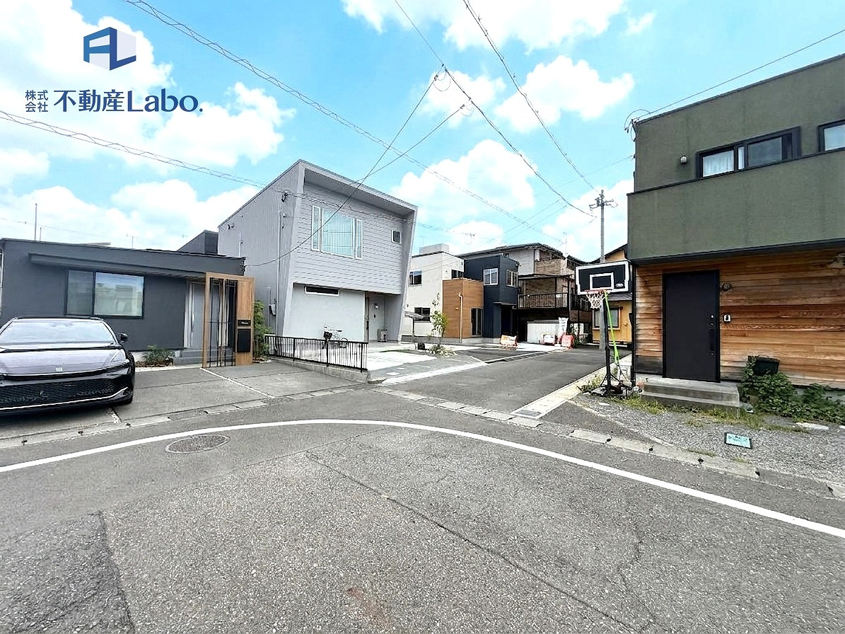 駿河区　東新田二丁目11期　全1棟の前面道路含む現地写真|●前面道路● 4ｍ以上の前面道路♪