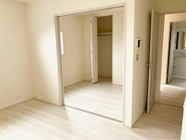 洋室3.7帖
