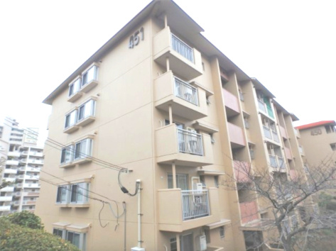 中落合第一住宅４５１号棟の外観|建物外観です。