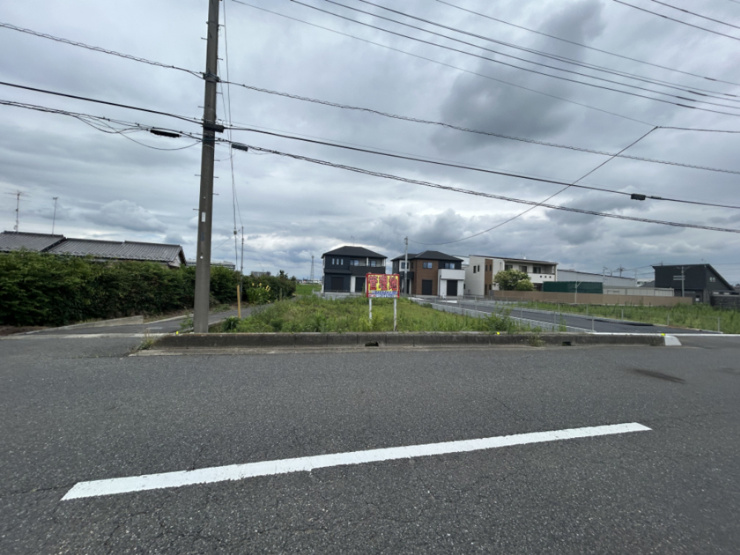 前面道路含む現地写真です！