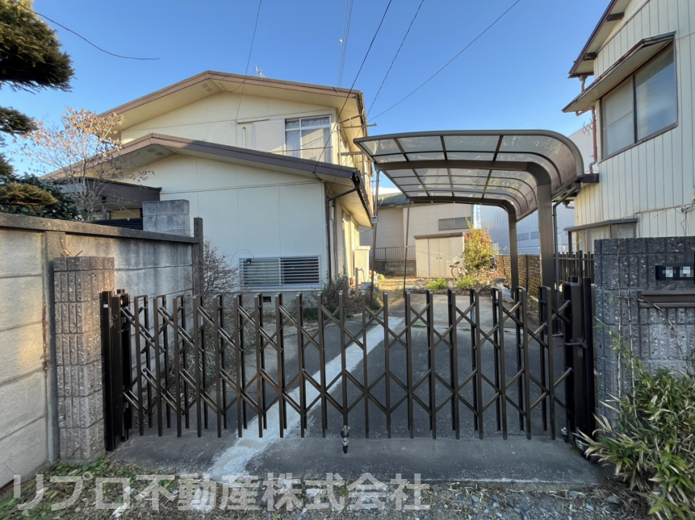 野田市柳沢戸建の外観|敷地面積はゆとりの２５４．３４㎡。広々とした土地で、ガーデニングなどライフスタイルの幅が広がります！