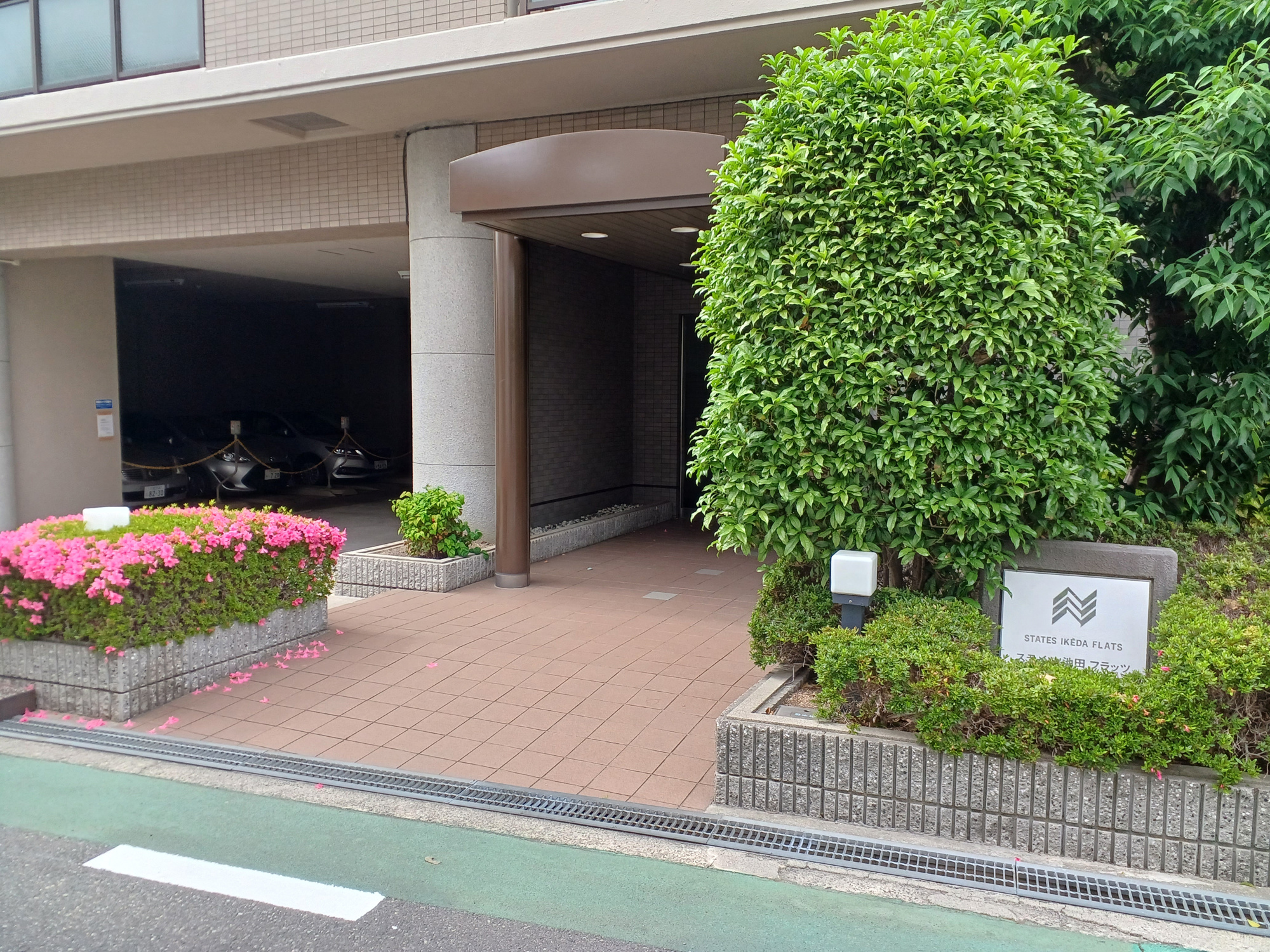ステイツ池田フラッツの外観