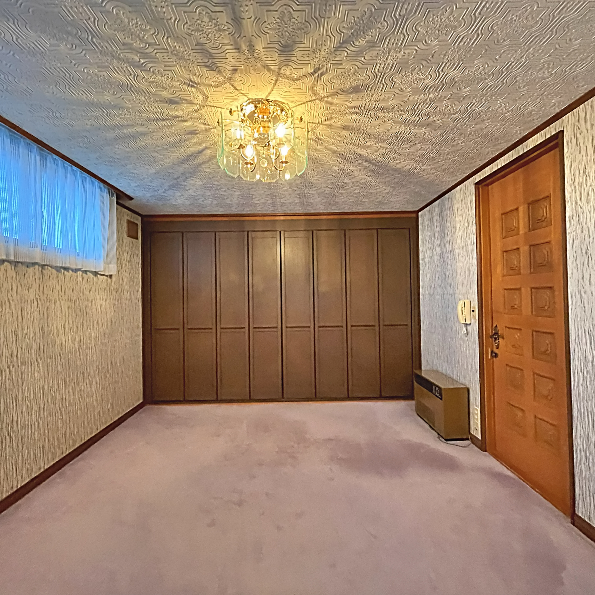 室蘭市絵鞆町2丁目15-25　中古住宅の洋室