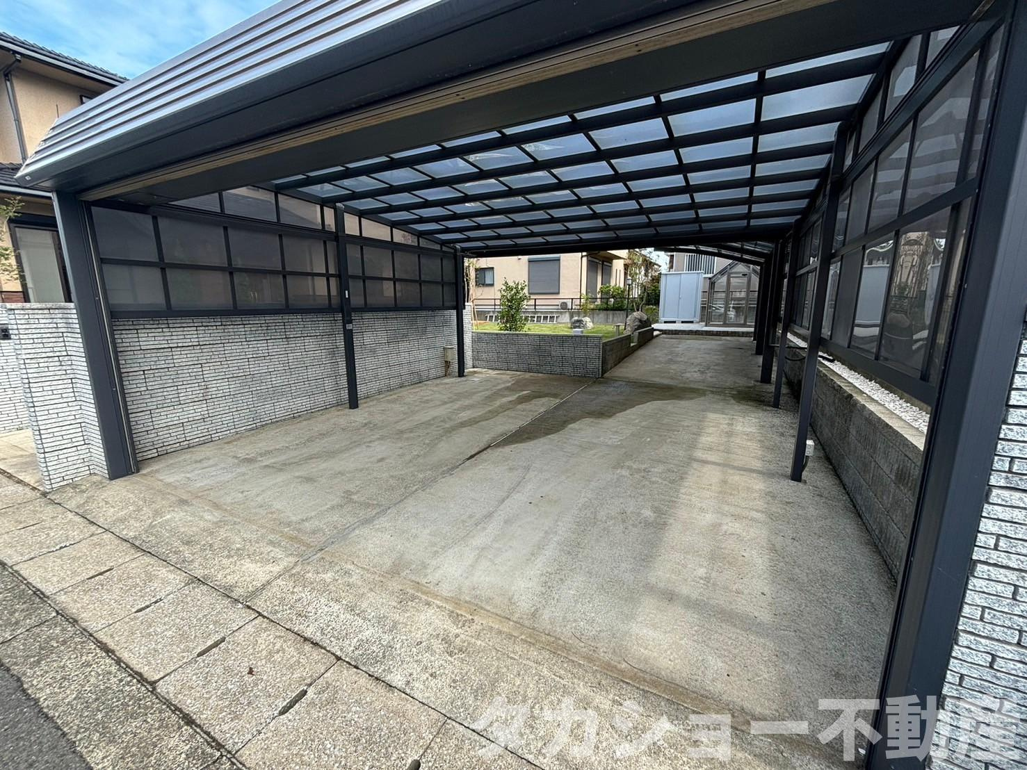 市原市辰巳台東4丁目　中古戸建の駐車場|駐車場があるので、車を買う予定の方も安心です