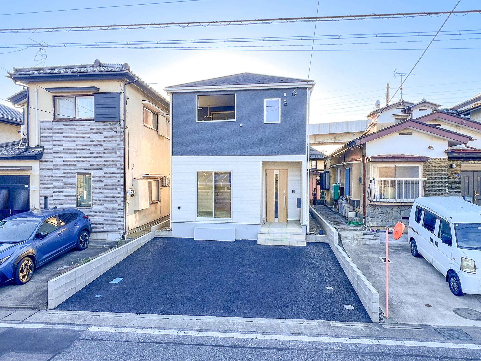 宇都宮市簗瀬３丁目の新築一戸建の冷暖房・空調設備|【同社施工例】換気乾燥暖房機付きで、寒い日には暖房をつけたり、雨の日には浴室内干しも可能♪