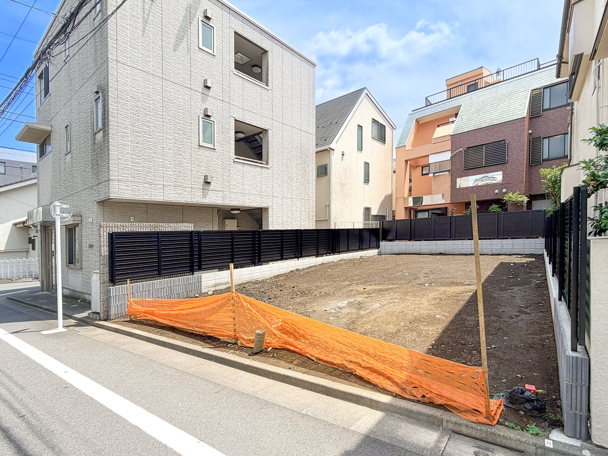 新築分譲［ミラクラス上荻Ⅲ］の前面道路含む現地写真|現地写真（2026年8月撮影）