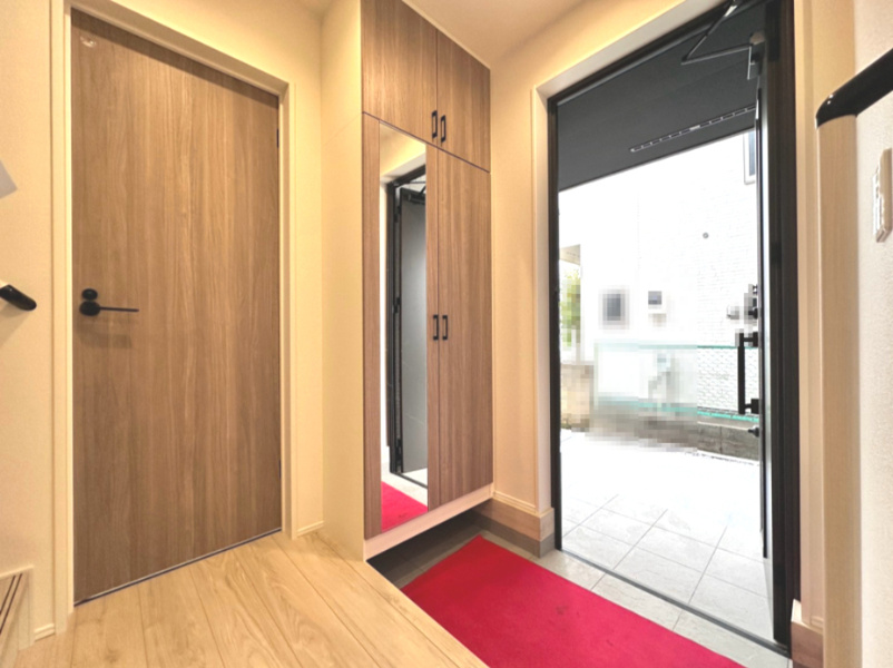 【玄関】入間市東藤沢6丁目　全1棟　