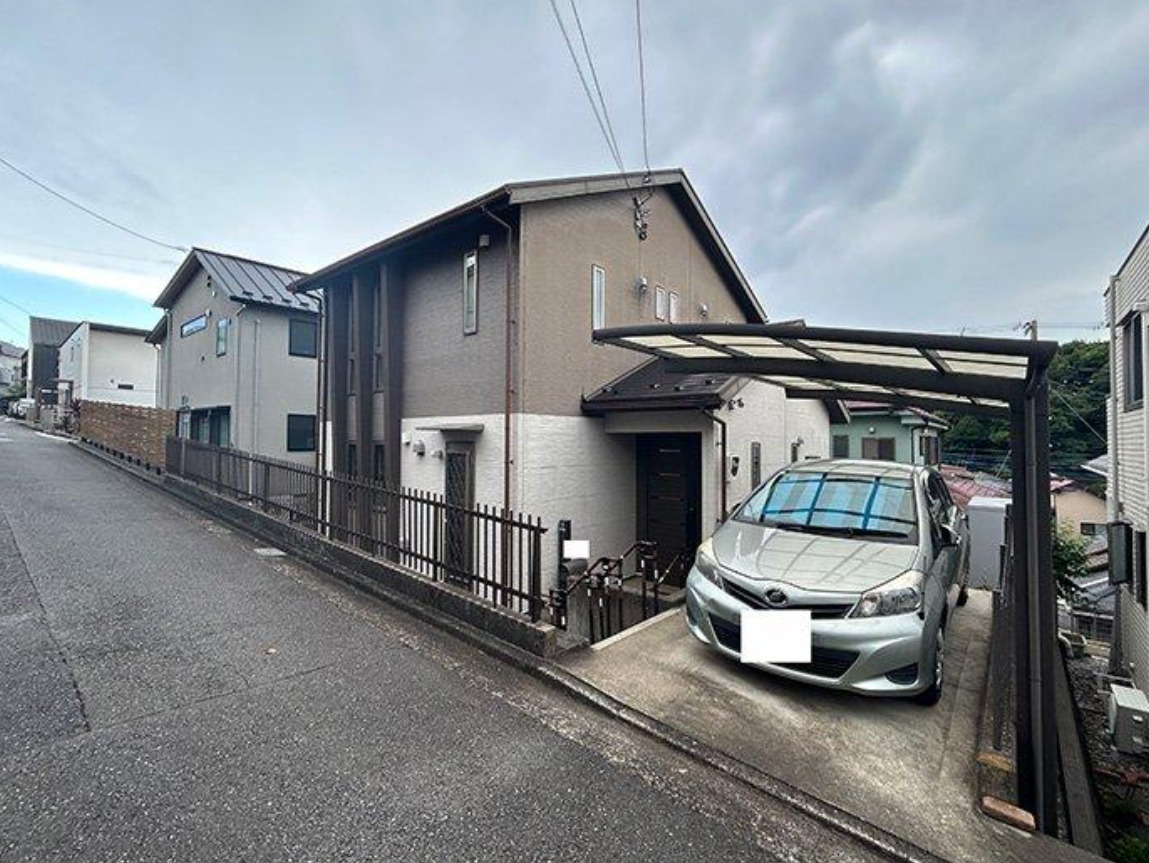 横浜市旭区金が谷1丁目 中古戸建て【仲介手数料半額】の前面道路含む現地写真