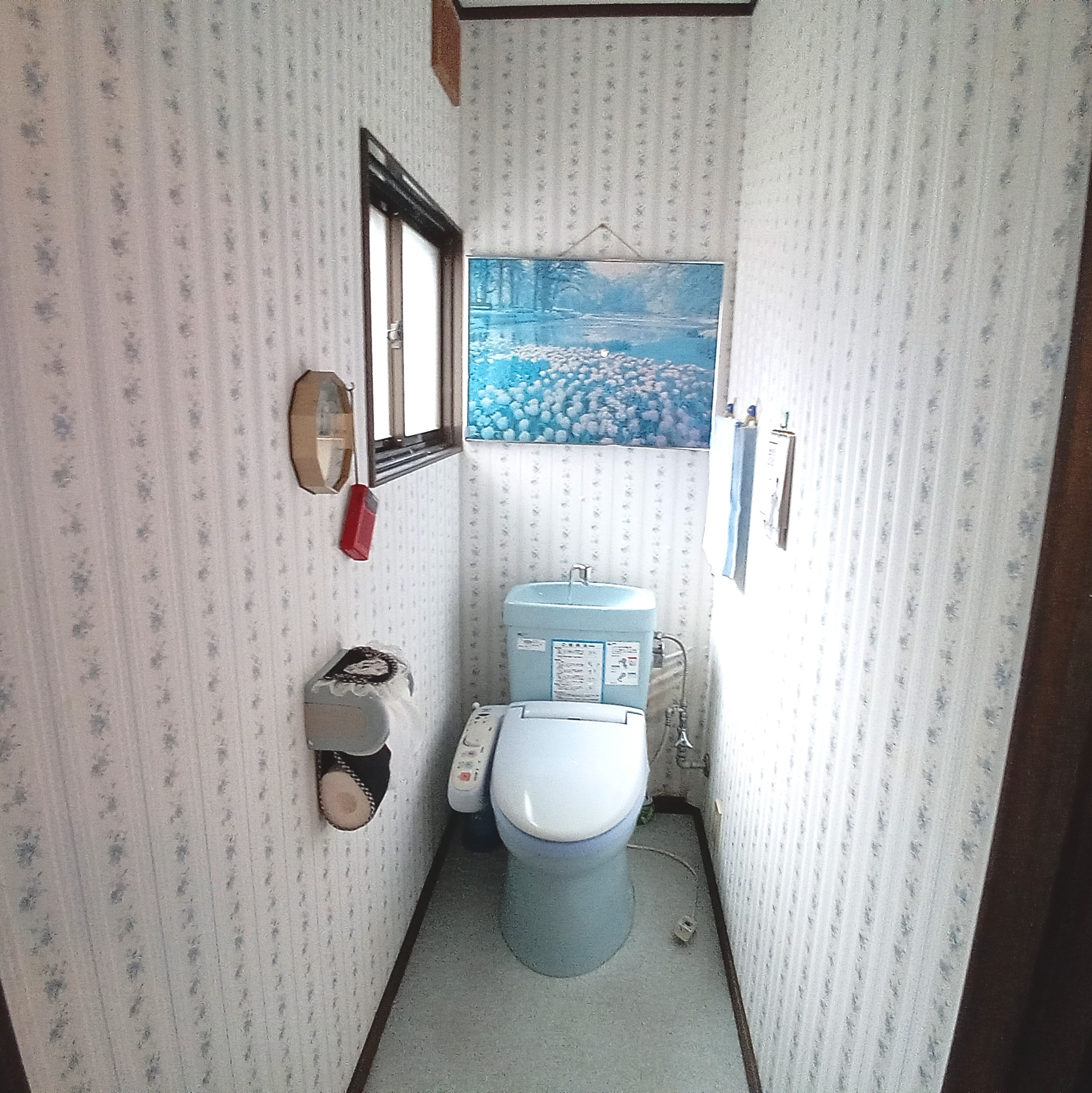 伊達市南黄金町145-104　中古住宅のトイレ