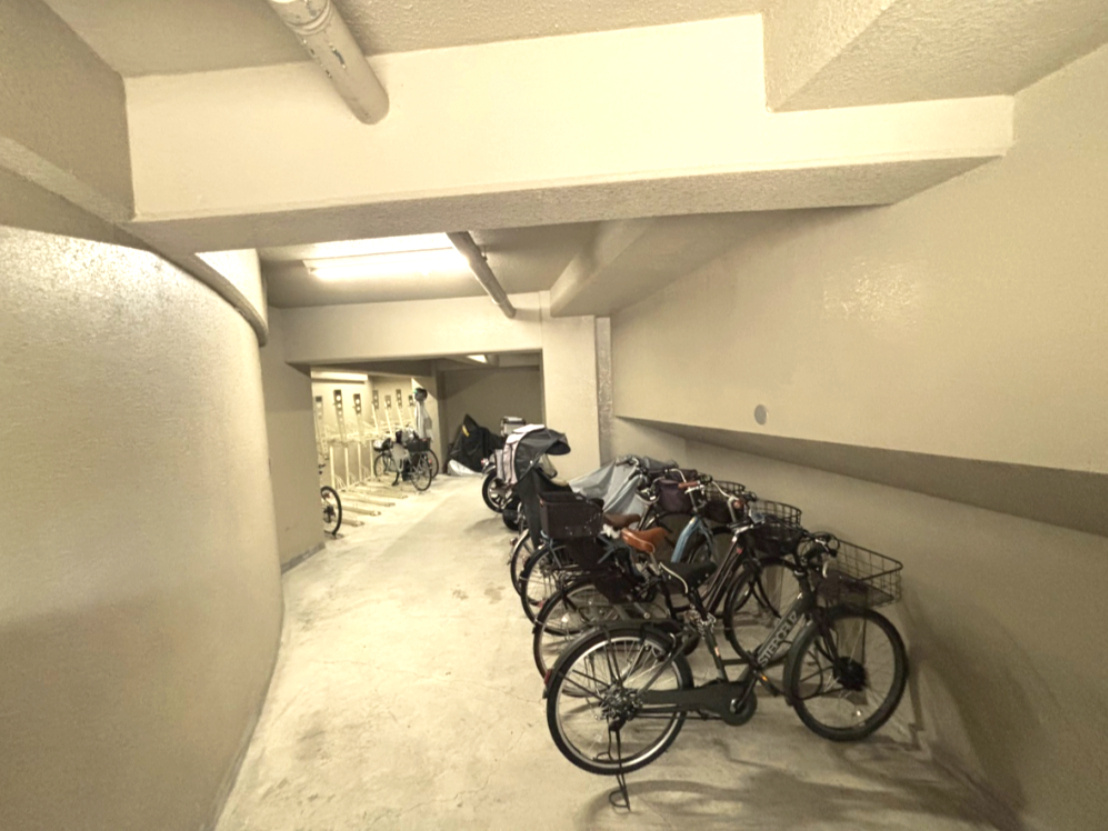 モンテベルデ甲陽園の駐輪場