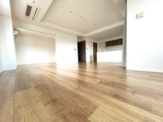 ローレルコート三条堀川の居間・リビング