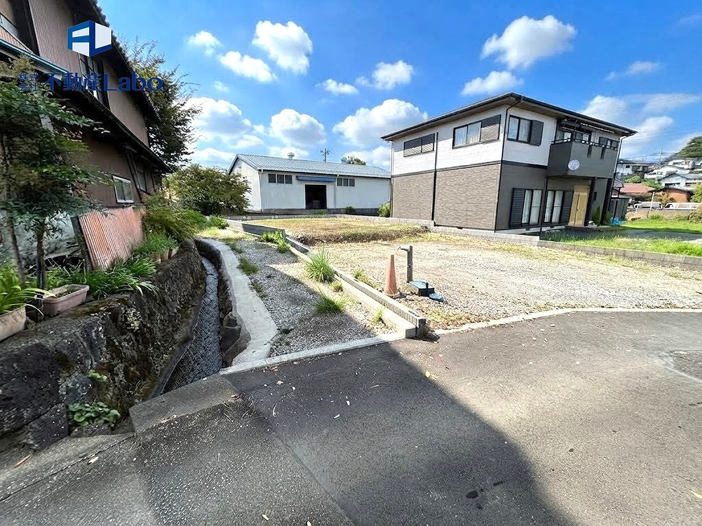 クレイドルガーデン　裾野市久根　第1　全1棟の前面道路含む現地写真|完成に向けて建築中♪
現地写真や周辺環境などもあわせてご案内致します♪