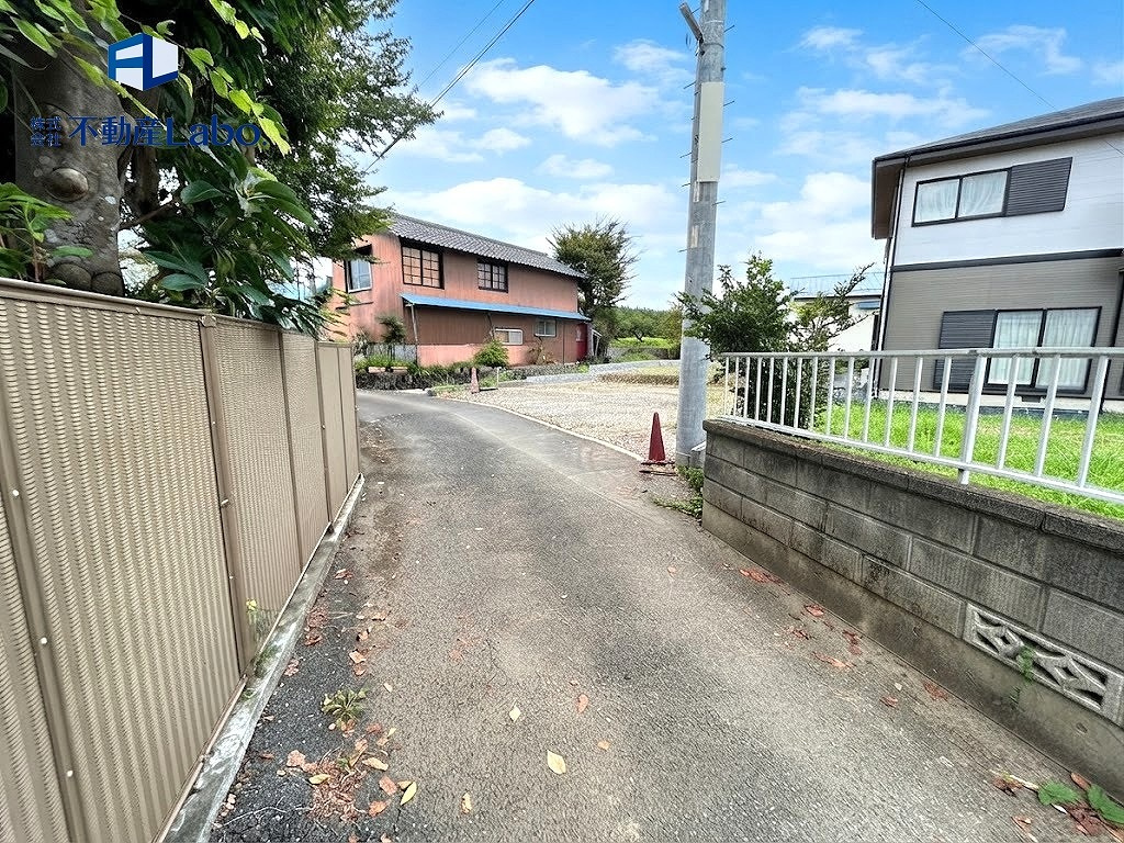 クレイドルガーデン　裾野市久根　第1　全1棟の周辺|完成へ向けて建築が進行中♪
現地で住まいの雰囲気をご確認いただけます♪