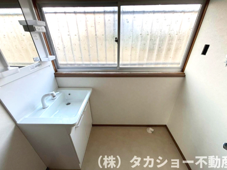 木更津市畑沢4丁目　中古戸建の独立洗面台