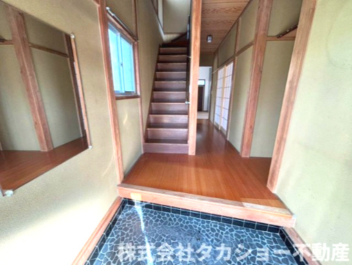 木更津市畑沢4丁目　中古戸建の玄関
