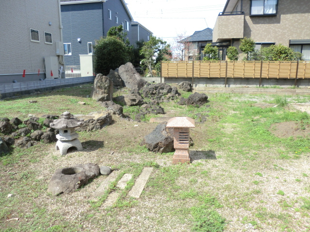 【庭】伊勢崎市連取本町大型中古住宅