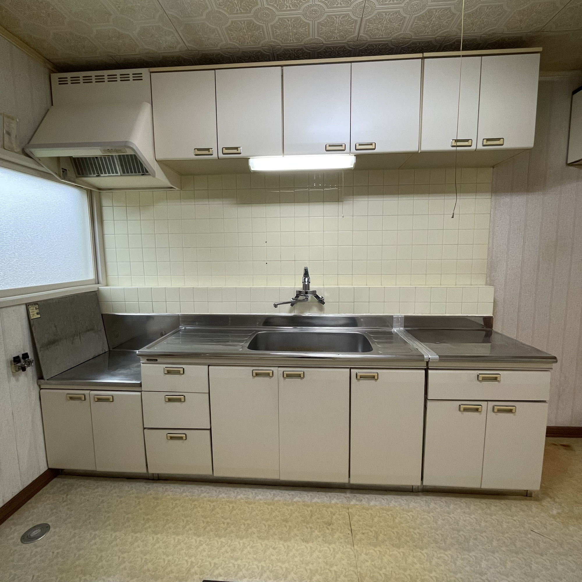 登別市富岸町2丁目41-19　中古住宅のキッチン