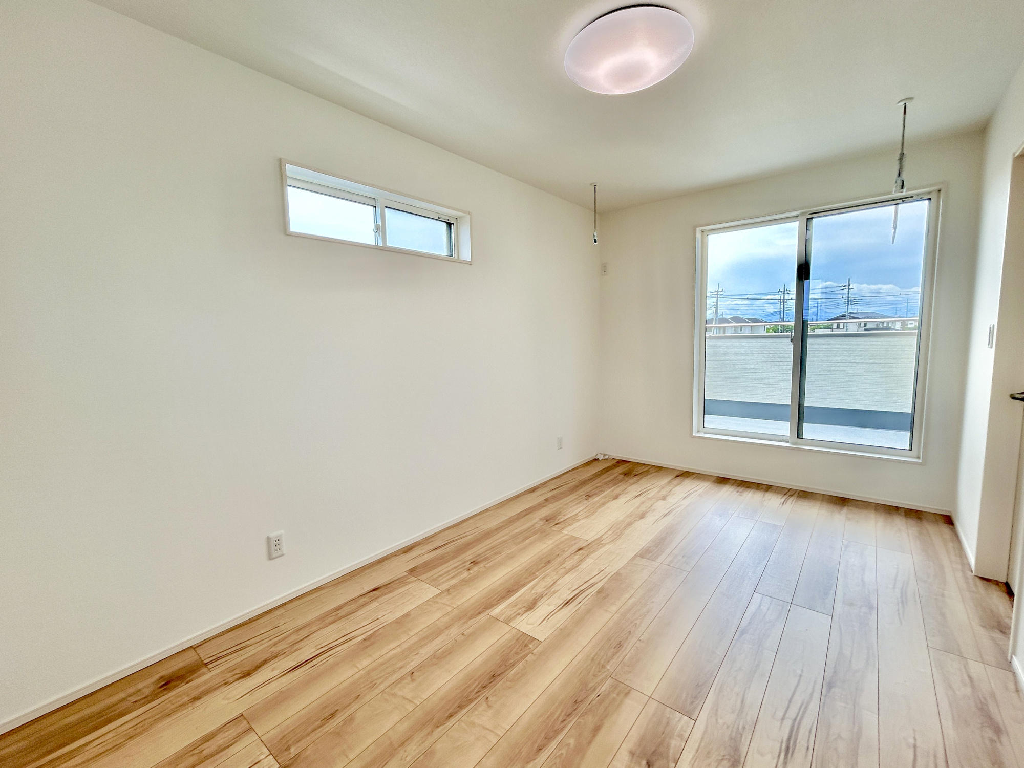 伊勢崎市南千木町第5期　新築住宅全8棟の洋室|同社施工例