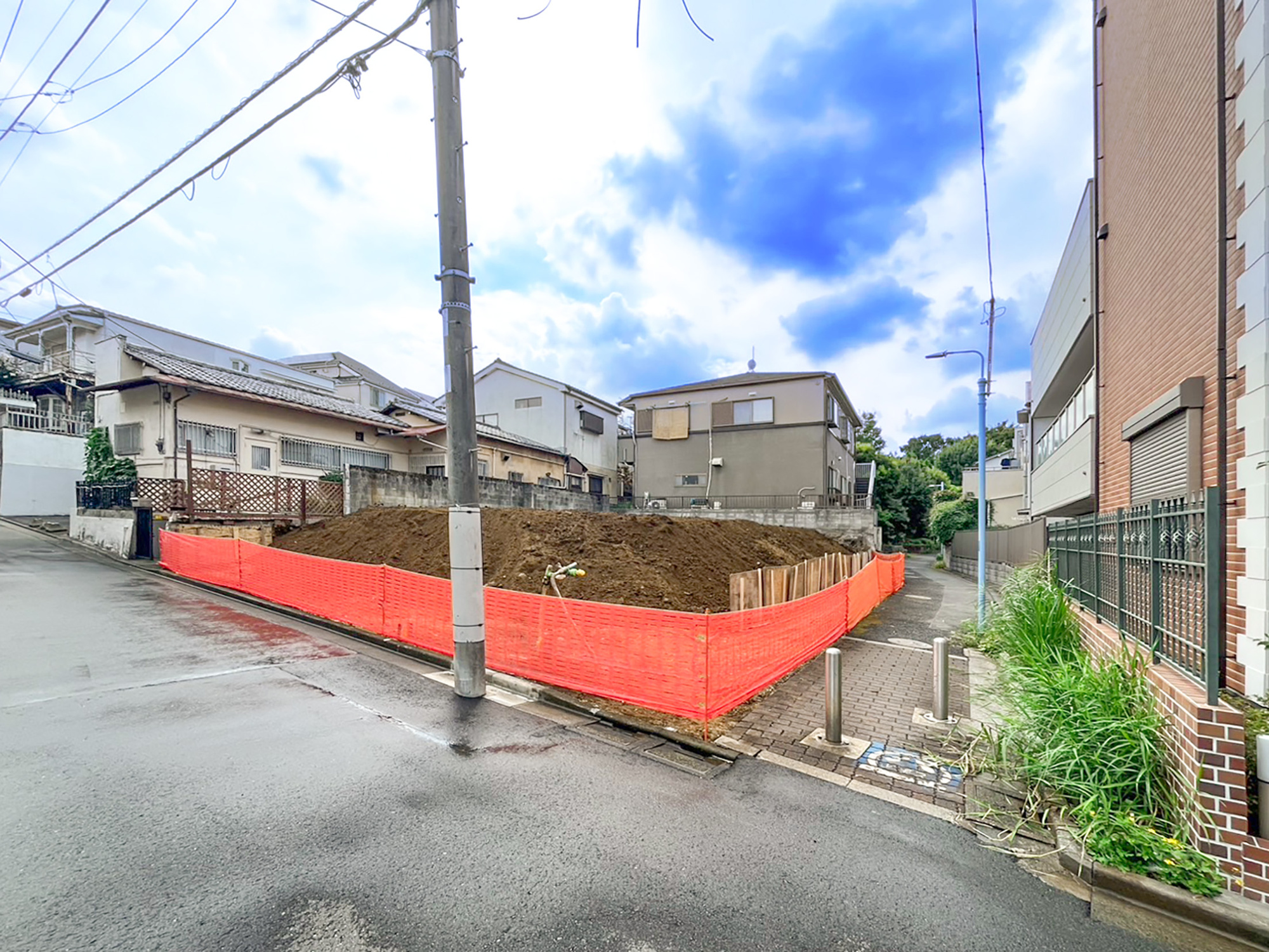 宅地分譲［杉並区和田１丁目］の前面道路含む現地写真|現地写真（2026年8月撮影）