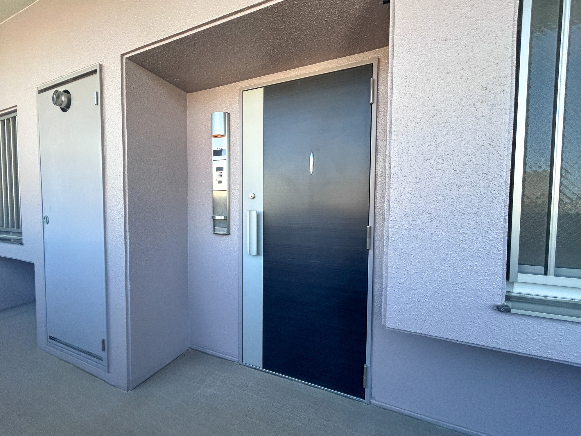 ポレスター前橋本町　中古マンションの玄関|居住者の帰り、訪れる方を優しく迎える・安らぎに満ちた生活空間を予感させます♪

