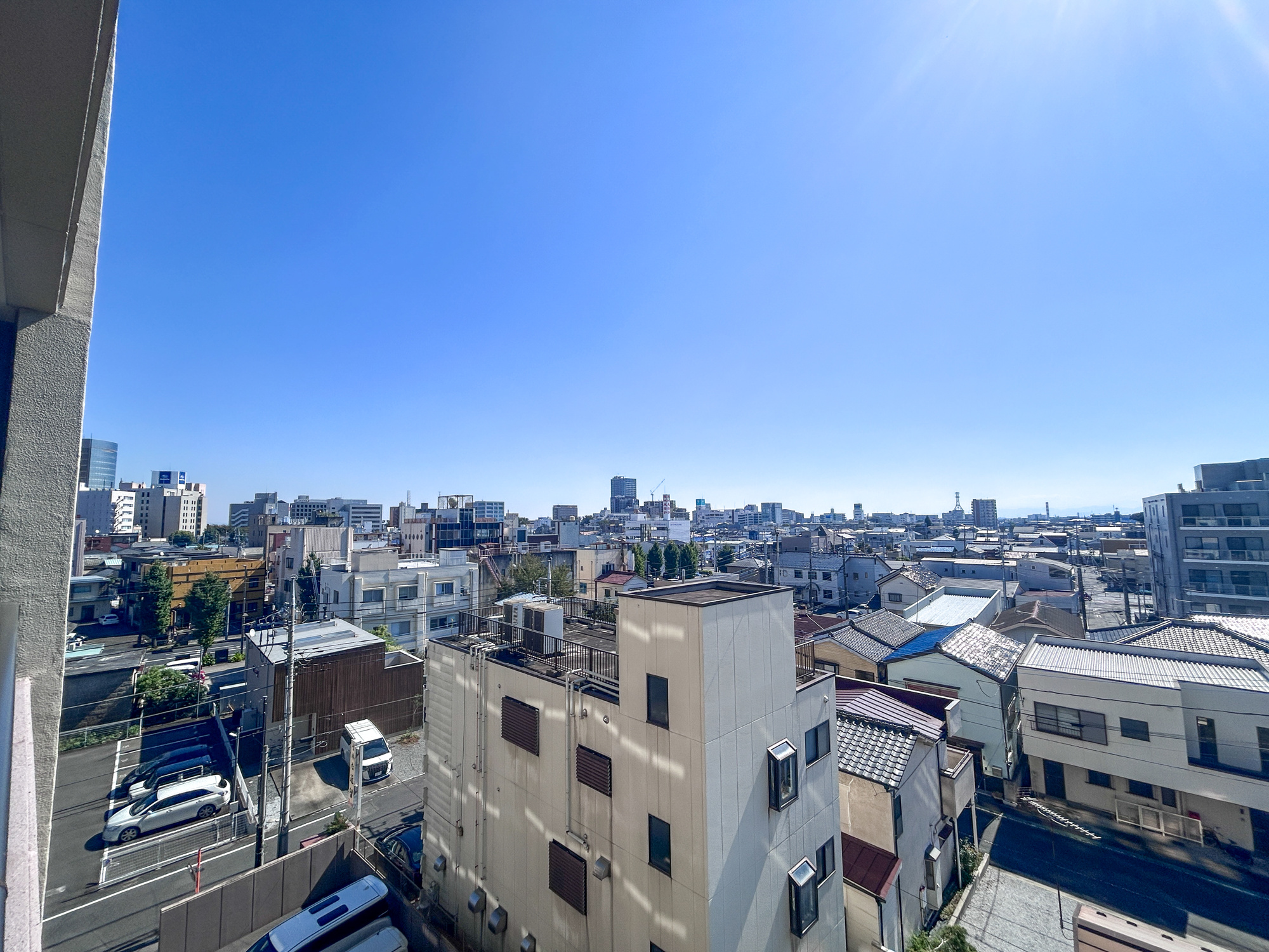 ポレスター前橋本町　中古マンションの展望|隣地との距離が確保されているので開放感のある眺望♪
