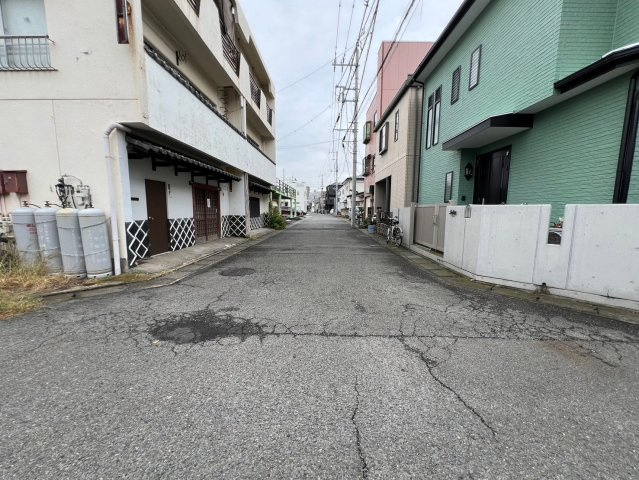 平塚わかばマンションのその他|広々とした前面道路