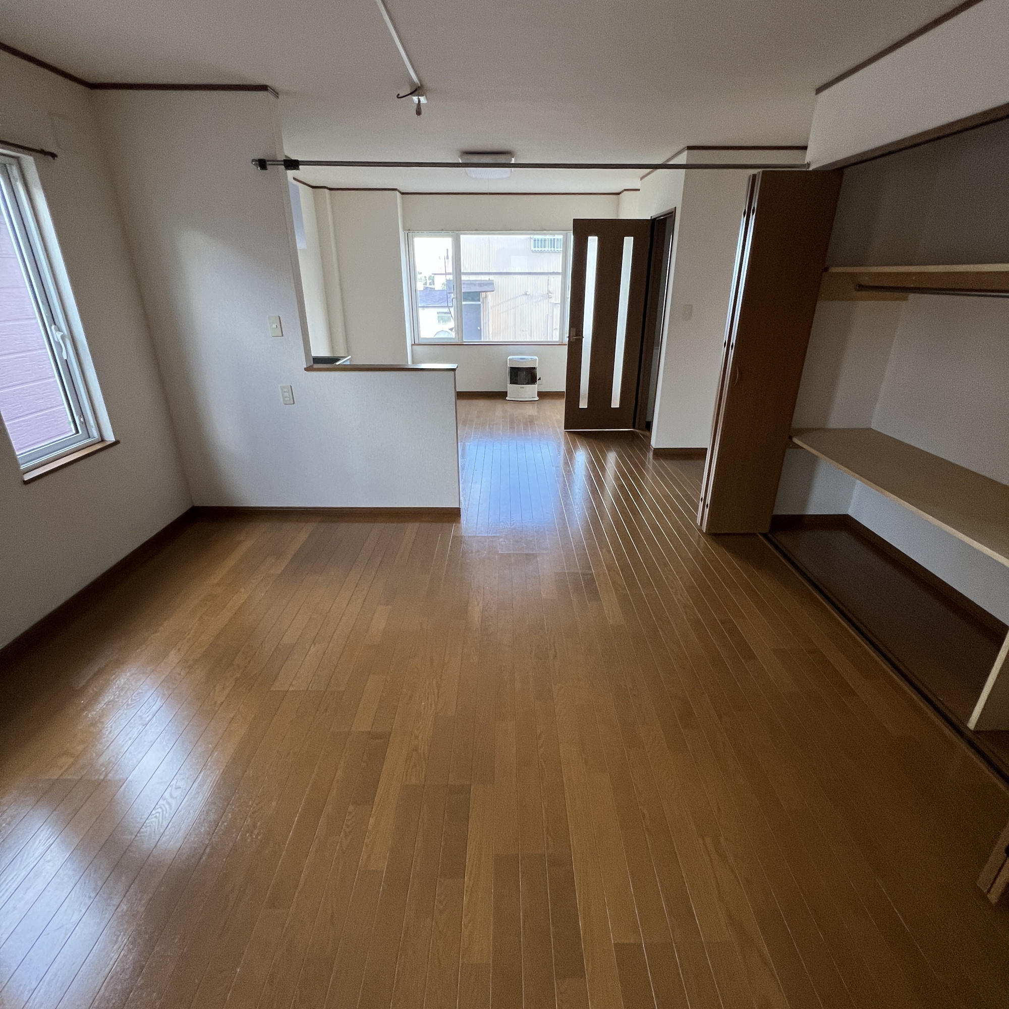 室蘭市高砂町4丁目10-1　ミナミマンションの居間・リビング