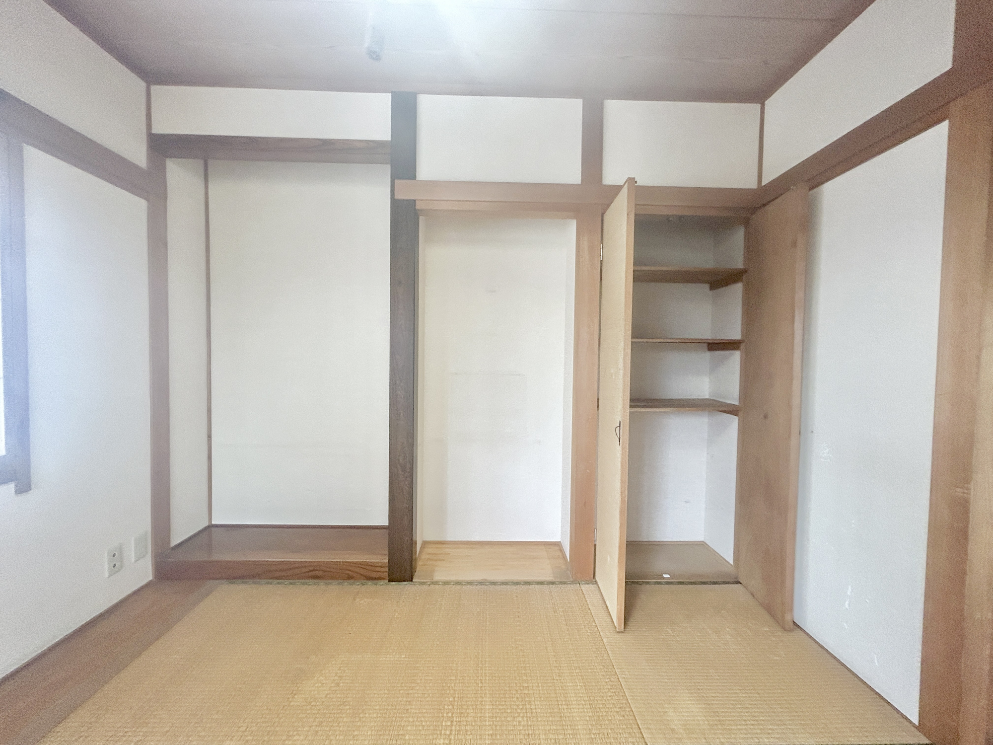渋川市半田　中古住宅の収納|和室は収納スペースがあり、収納ボックスなどを配置して使えば、多様な使い方が出来、収納の幅が広がります！