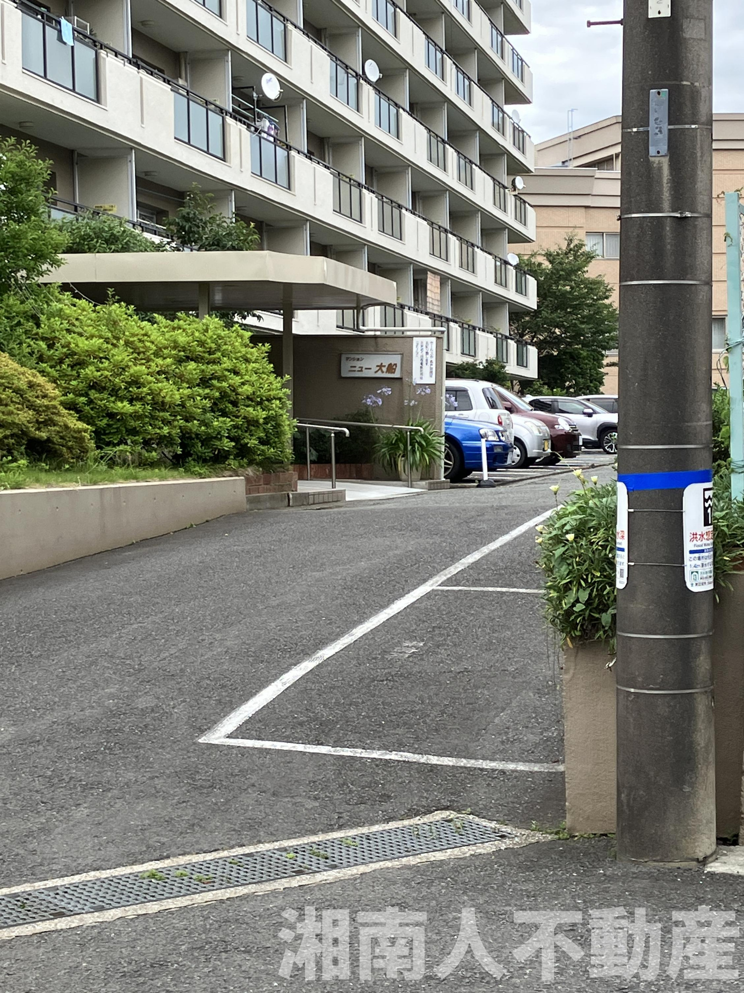 ニュー大船マンションのエントランス|ゆとりのあるエントランスです
