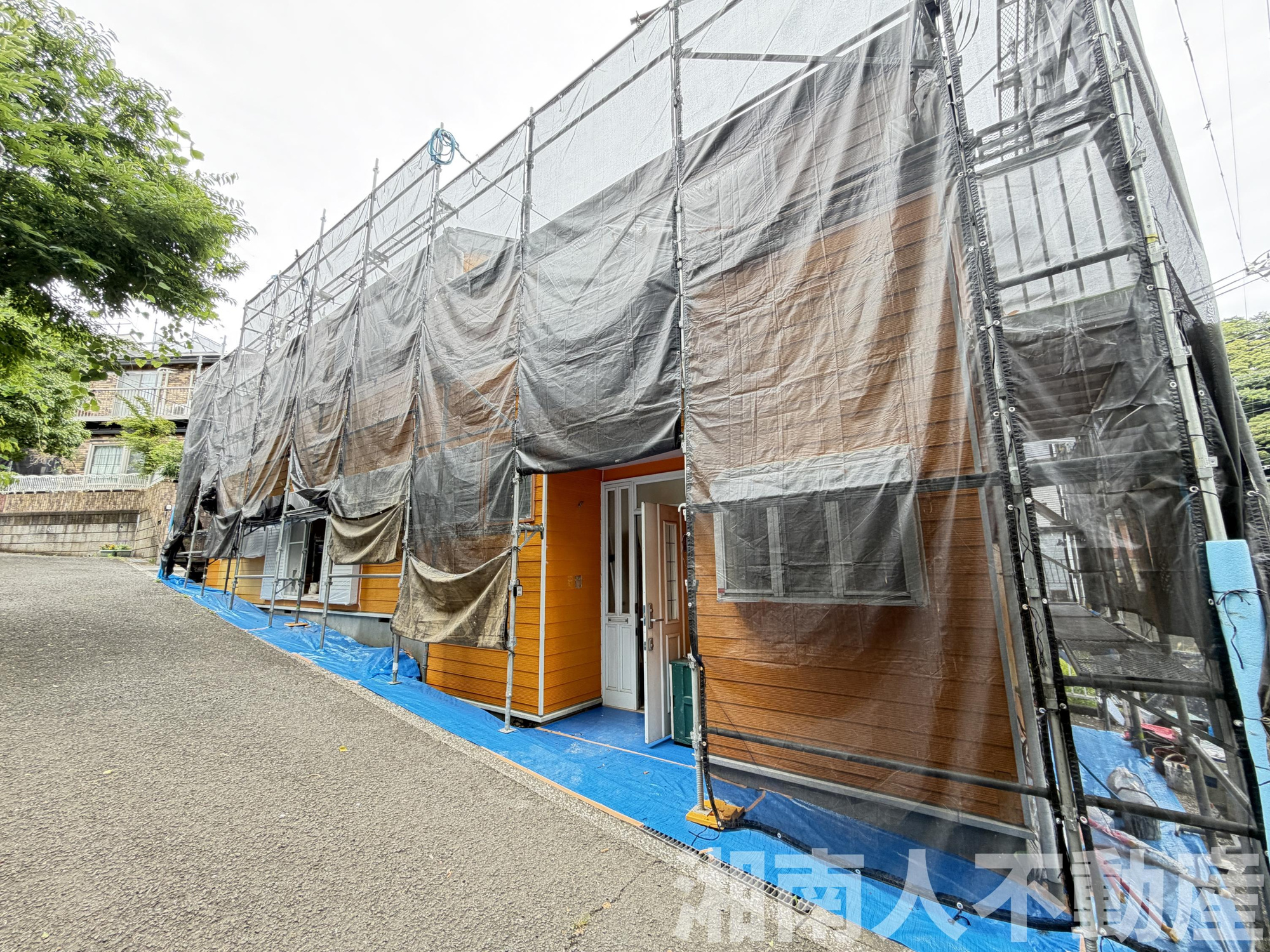 逗子市沼間３丁目１６－２０戸建の前面道路含む現地写真|前面道路含む現地写真です