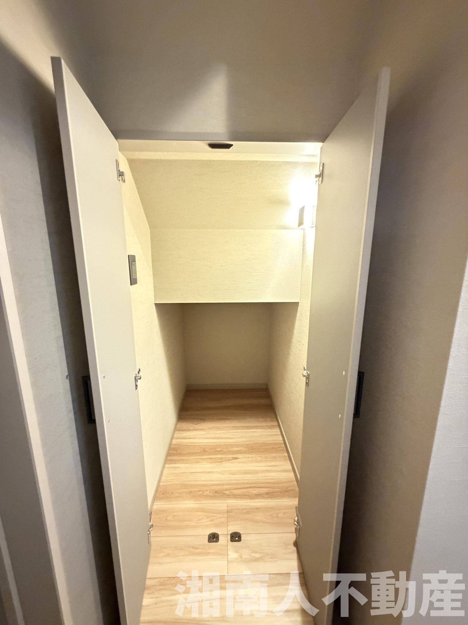 葉山町一色８２１－８戸建の収納|小物を収納するのに便利です