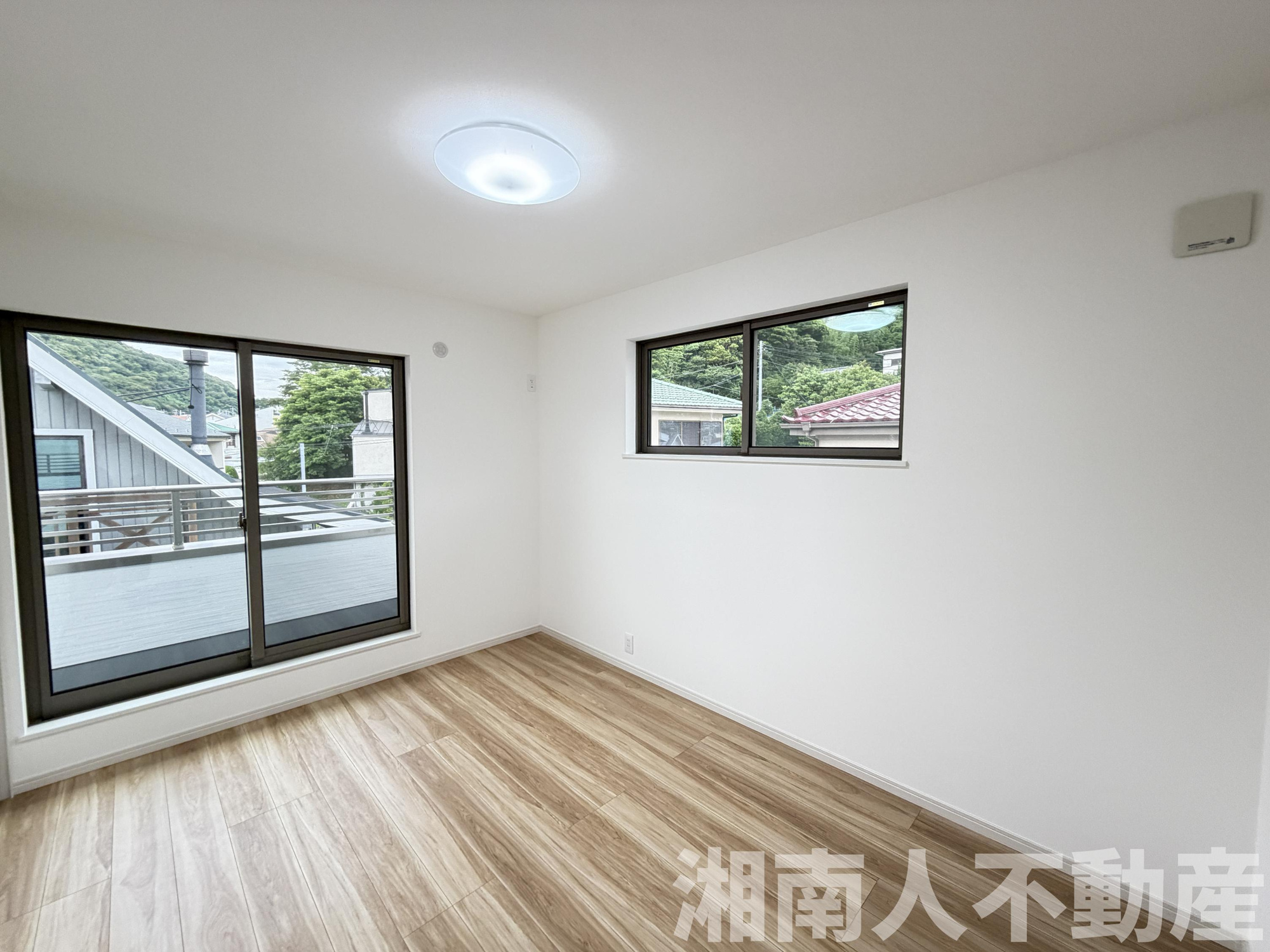 葉山町一色８２１－８戸建の洋室|使い勝手のいい洋室です