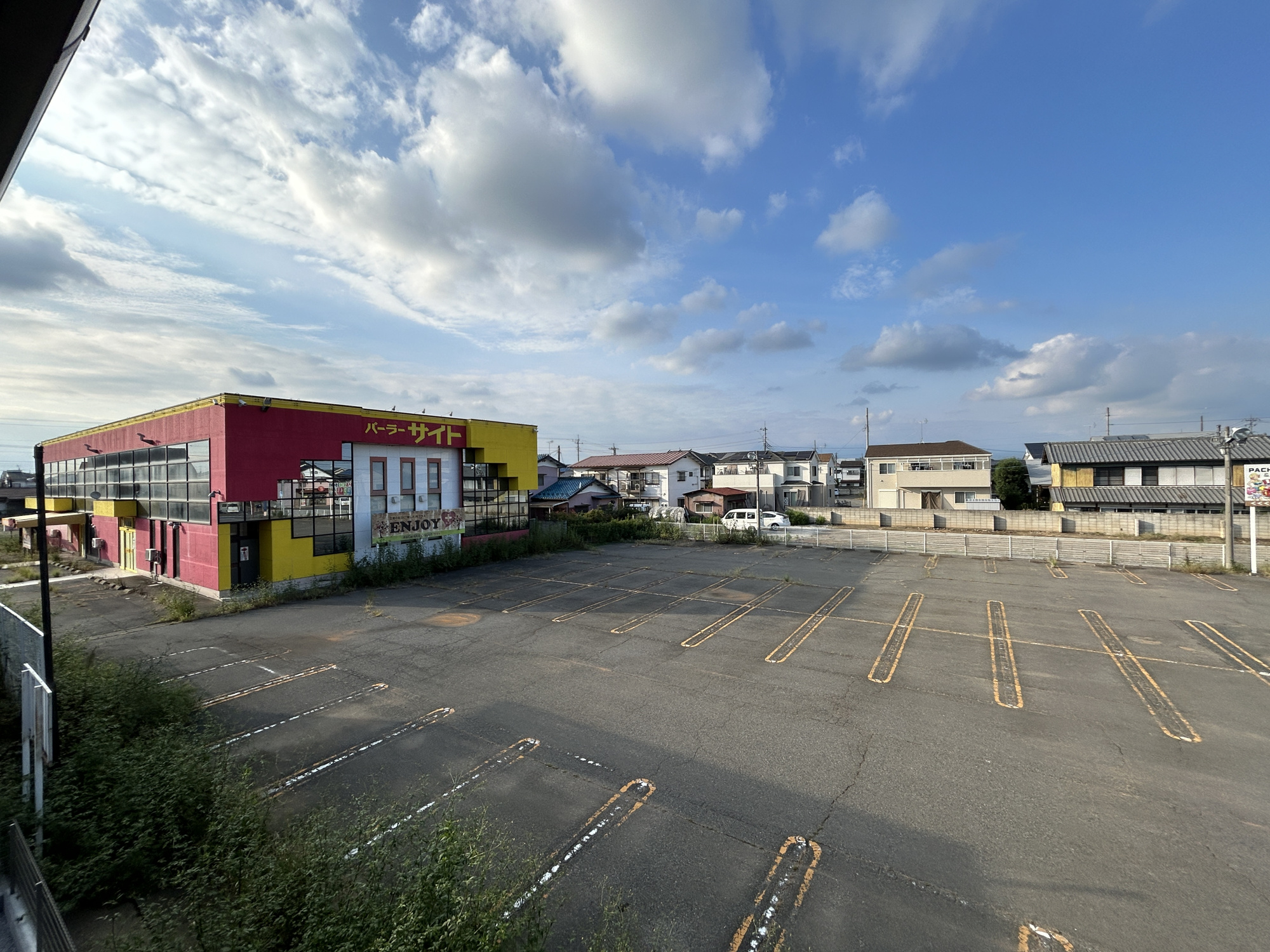 伊勢崎市寿町　新築住宅全8棟の展望|閑静な住宅街なので、周囲の住宅街とも程よい距離があります。習い事の練習なども安心して取り組めます。