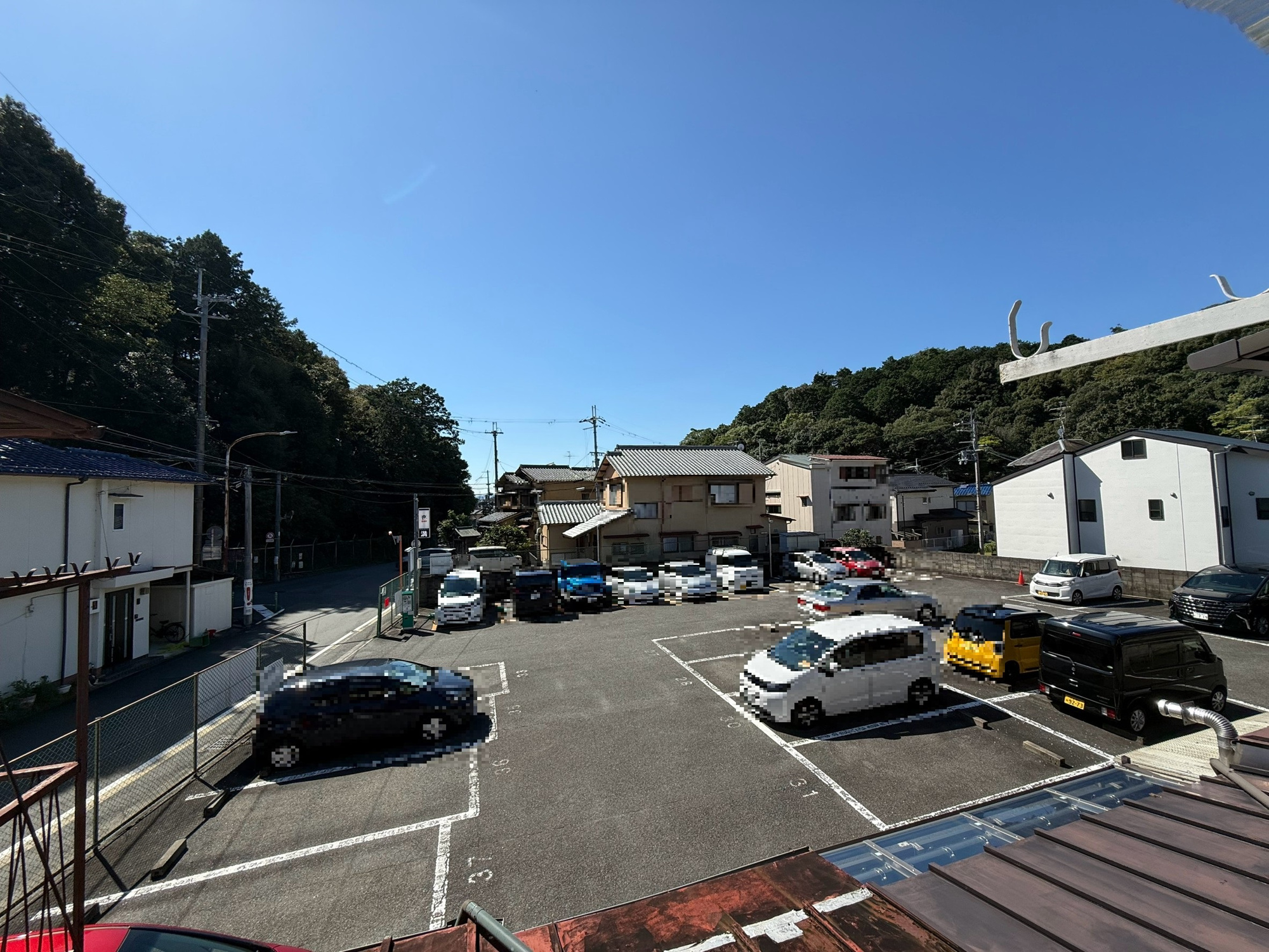 花園段ノ岡町テラスの展望|南側は駐車場ですので眺望良好です。