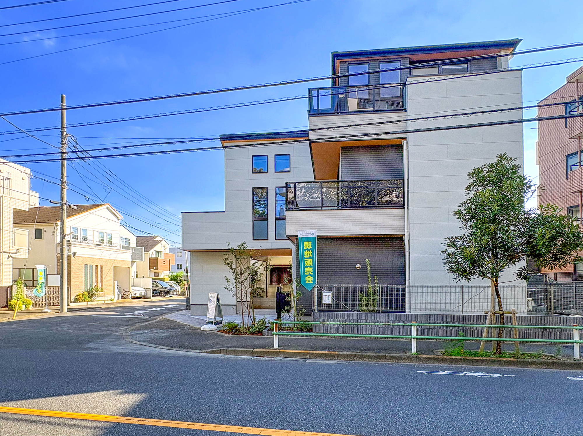 新築分譲［ミラクラス境Ⅱ］の前面道路含む現地写真|販売現地外観（2026年10月撮影）